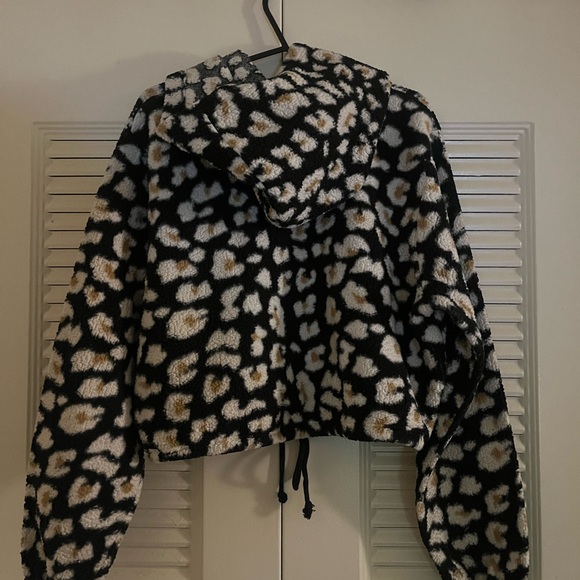 Wild Fable Cheetah Hoodie - Picture 8 of 8